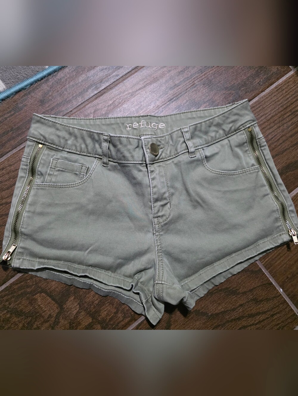 refuge Olive Green Zip-Trim Cotton Blend Shorts